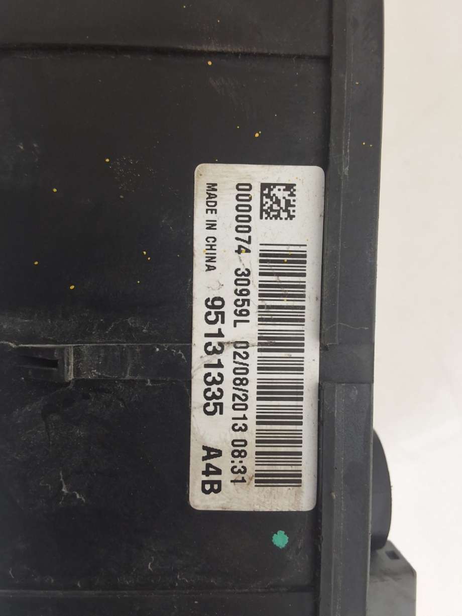 Sikringsboks til Chevrolet Trax 2013-2014 (95131335|)