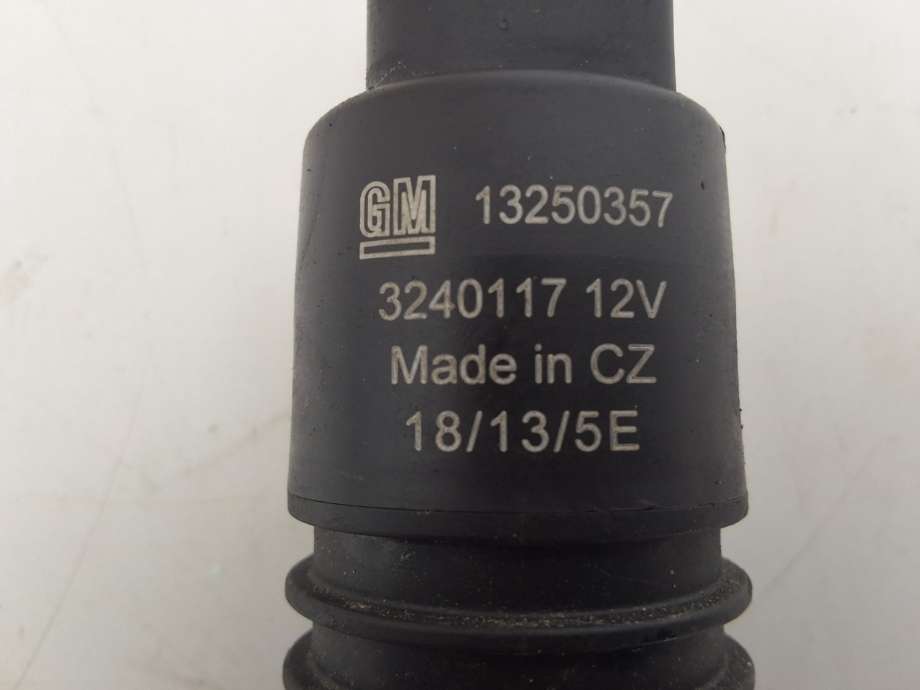 Spylerpumpe til Chevrolet Trax 2013-2014 (CHEVROLET (KR)|13250357|3240117|)