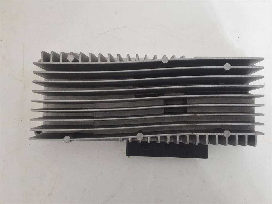 Bilstereo forsterker til Audi A5 2007-2016 (Type I)  (AUDI|8R0 035 223 F|)