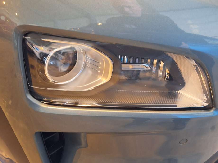 Frontlykt høyre halogen til Hyundai Kona, 2017-2021 (Type I, Fase 1)  