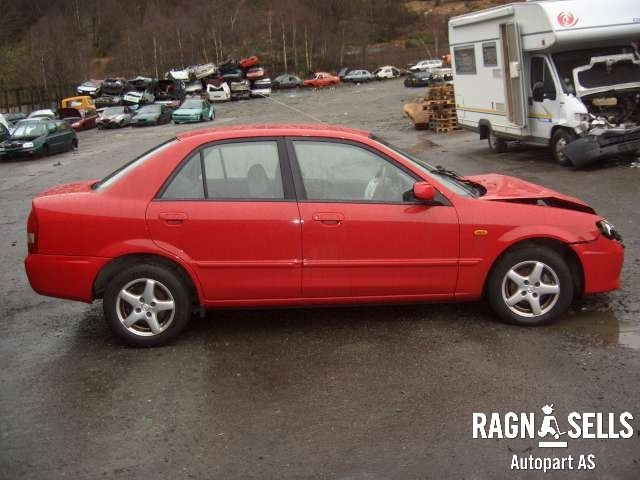 Mazda 323 2001-2003 (Fase 2) , Motorkode: , Girkassekode: