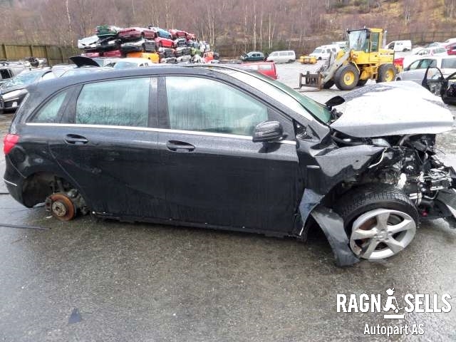 Mercedes B-Klasse 2011-2018 (W246) (W246), Motorkode: , Girkassekode: 