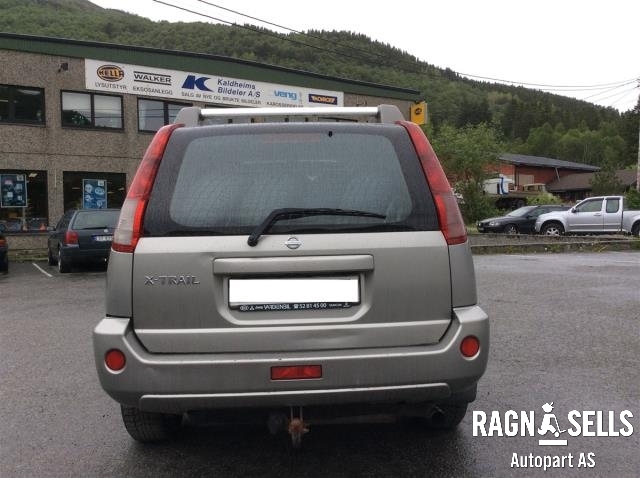 Nissan X-Trail 2002-2007 (T30) (T30), Motorkode: YD22, Girkassekode: 32010EQ068