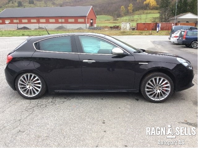 Alfa Romeo Giulietta 2010-2018 , Motorkode: 198.A4.000, Girkassekode: 55243349