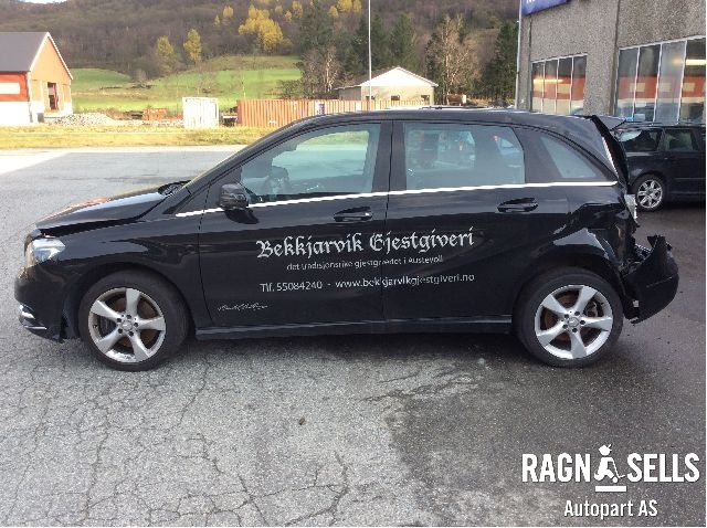 Mercedes B-Klasse 2011-2018 (W246) (W246), Motorkode: M270.920, Girkassekode: A 246 370 77 02