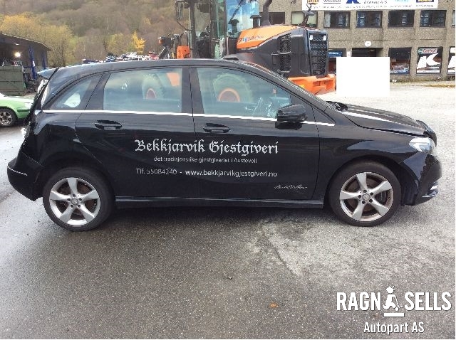 Mercedes B-Klasse 2011-2018 (W246) (W246), Motorkode: M270.920, Girkassekode: A 246 370 77 02