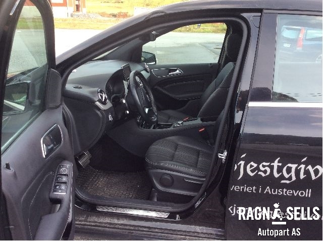 Mercedes B-Klasse 2011-2018 (W246) (W246), Motorkode: M270.920, Girkassekode: A 246 370 77 02