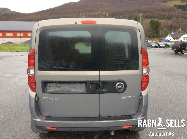 Opel Combo D 2012-2018 , Motorkode: A13FD, Girkassekode: 
