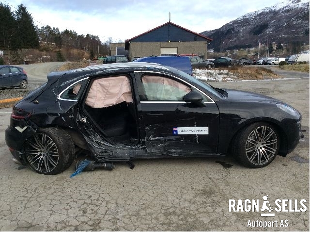 Porsche Macan 2014-->> (95B) (95B), Motorkode: MCT.BA, Girkassekode: 0FD 300 040