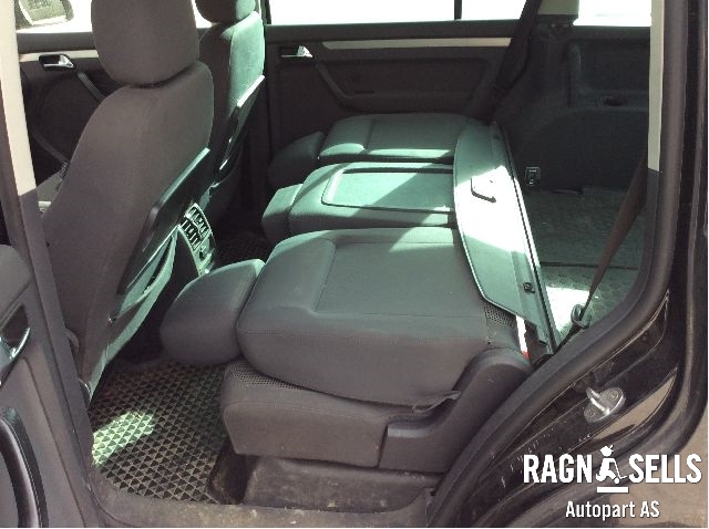 VW Touran 2003-2006 (Type I, Fase 1) , Motorkode: BKC, Girkassekode: GQN