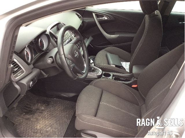 Opel Astra J 2010-2015 , Motorkode: A17DTJ, Girkassekode: MZ4