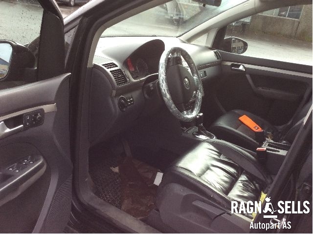 VW Touran 2007-2010 (Type I, Fase 2) , Motorkode: BLS, Girkassekode: MGJ