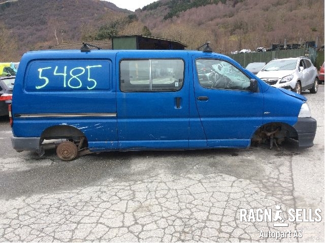 Toyota Hiace 2007-2012 (Fase 3) , Motorkode: 2KD-FTV, Girkassekode: 