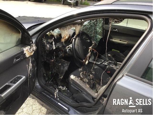 Volvo V50 2007-2012 (Fase 2) , Motorkode: D4164T, Girkassekode: 1283141