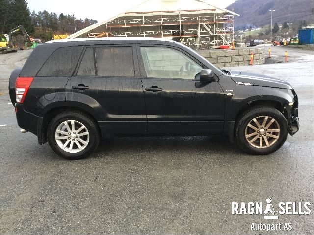 Suzuki Grand Vitara 2005-2015 (Type III) , Motorkode: F9Q, Girkassekode: 7902523