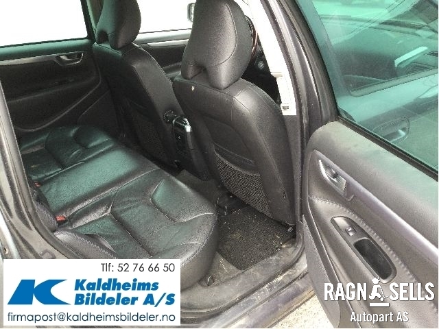 Volvo XC70 2005-2007 (Type I, Fase 2) , Motorkode: D5244T4, Girkassekode: 36050455