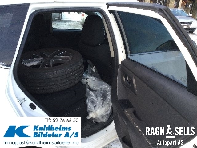 Toyota Auris 2013-2015 (Type II, Fase 1) , Motorkode: 2ZR-FXE, Girkassekode: 30900-47064