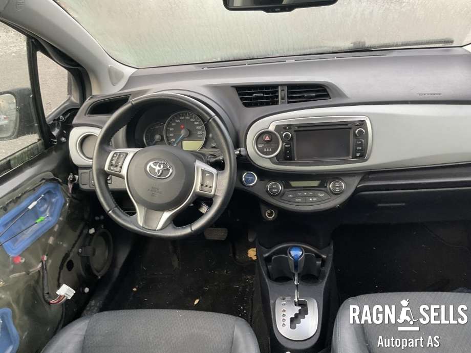 Toyota Yaris 2012-2014 (Type III, Fase 1) , Motorkode: 1NZ-FXE, Girkassekode: 3090052010