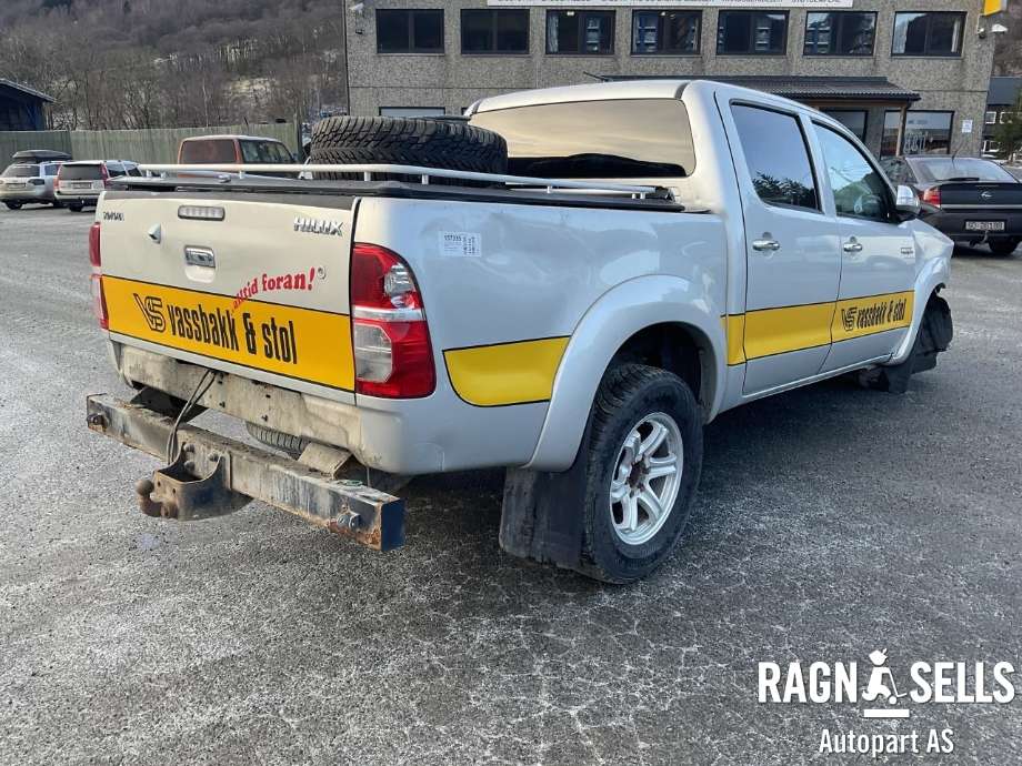 Toyota Hilux 2012-2016 , Motorkode: 2KD-FTV, Girkassekode: 330300K750