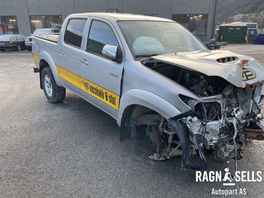 Toyota Hilux 2012-2016 , Motorkode: 2KD-FTV, Girkassekode: 330300K750