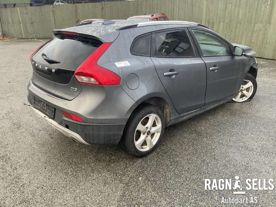 Volvo V40 2012-2019 , Motorkode: D5204T6, Girkassekode: TF-80SD