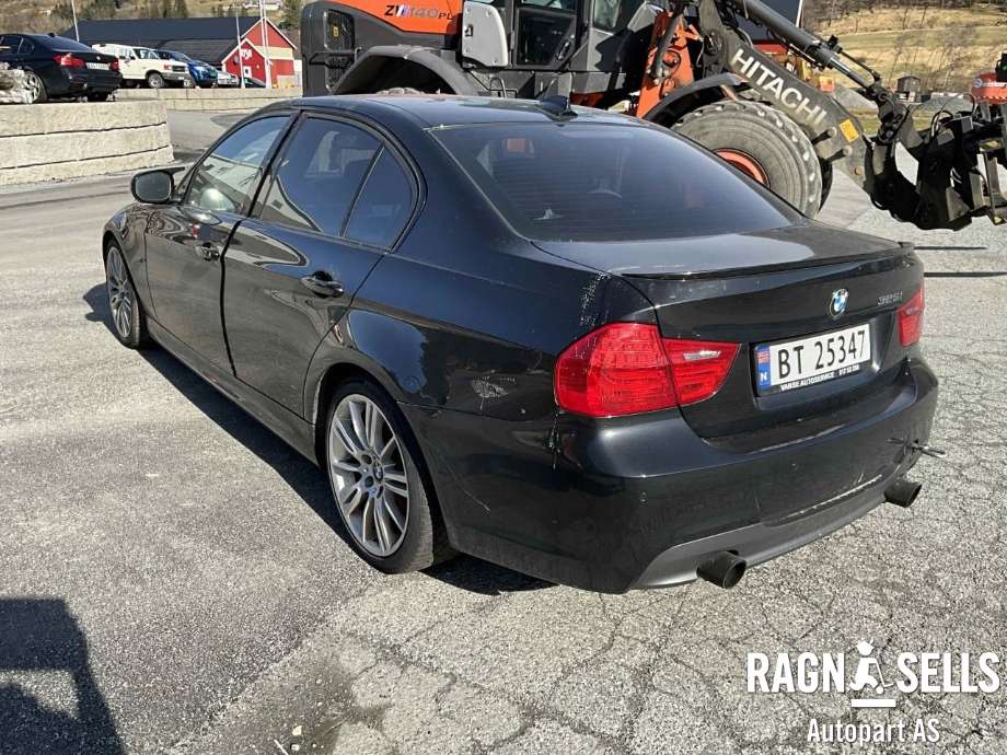 BMW 3-Serie 2005-2011 (E90/E91/E92/E93) (E90/E91/E92/E93), Motorkode: N53B30A, Girkassekode: 24 00 7 630 973