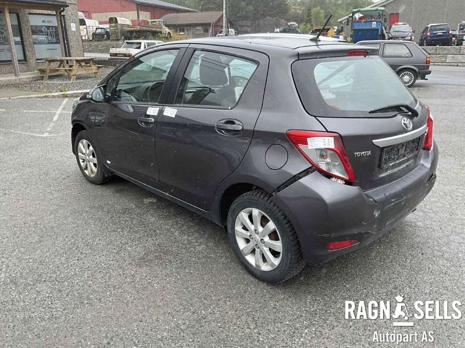Toyota Yaris 2012-2014 (Type III, Fase 1) , Motorkode: 1KR-FE, Girkassekode: 303000D190