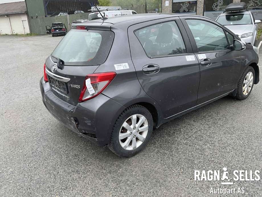 Toyota Yaris 2012-2014 (Type III, Fase 1) , Motorkode: 1KR-FE, Girkassekode: 303000D190