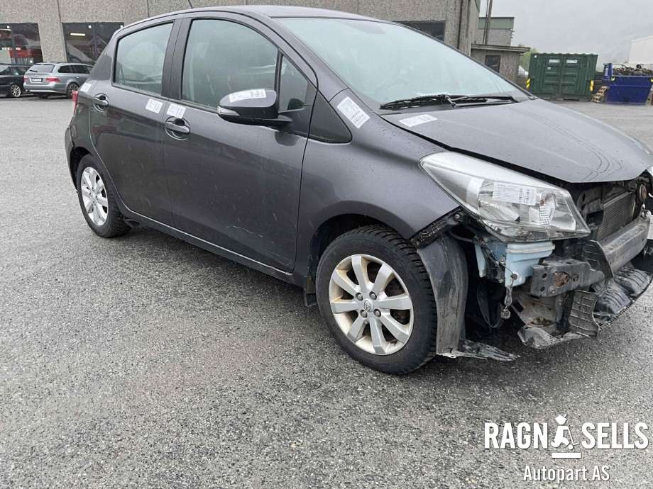 Toyota Yaris 2012-2014 (Type III, Fase 1) , Motorkode: 1KR-FE, Girkassekode: 303000D190