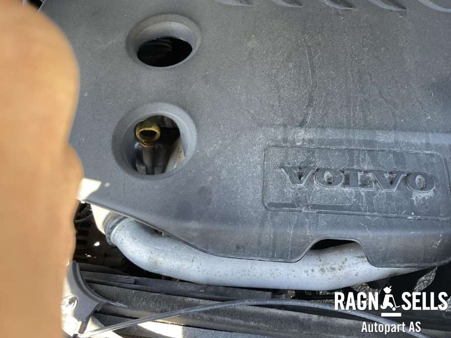 Volvo V40 2012-2019 , Motorkode: D4162T, Girkassekode: B6