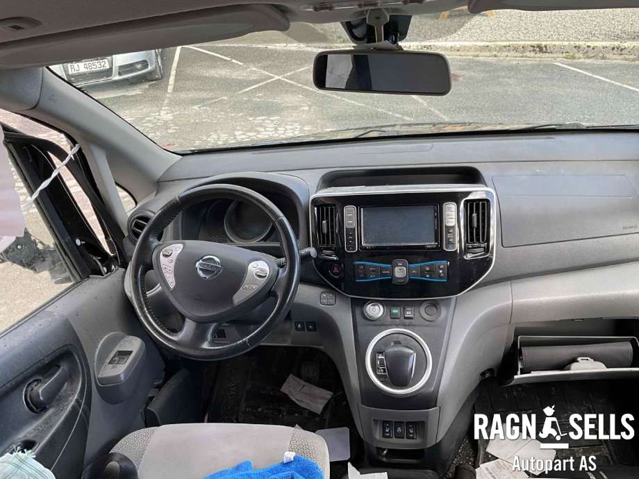 Nissan E-NV200 2014-->> , Motorkode: EM57, Girkassekode: 320104FA0B