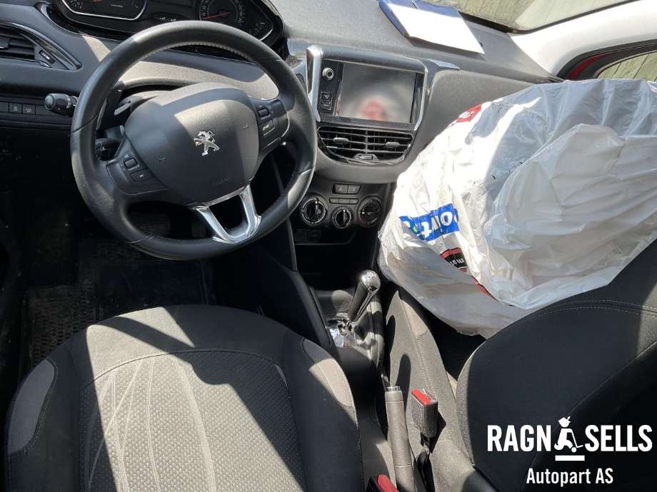 Peugeot 208 2012-2019 (Type I) , Motorkode: HM01, Girkassekode: 16 078 938 80