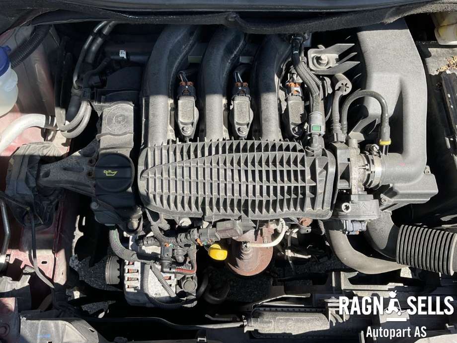 Peugeot 208 2012-2019 (Type I) , Motorkode: HM01, Girkassekode: 16 078 938 80