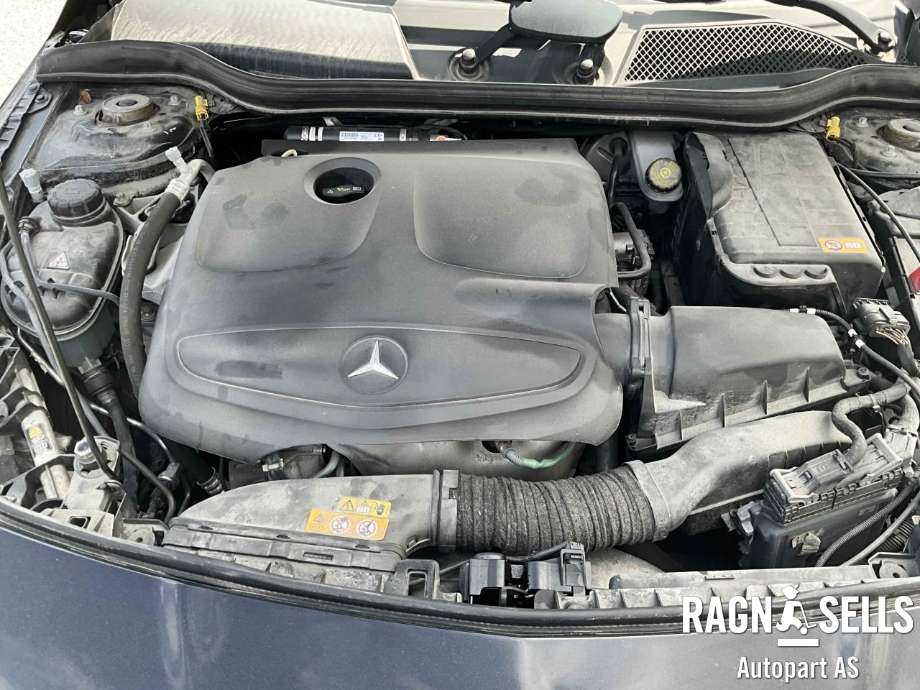 Mercedes CLA 2013-2019 (C117) (C117), Motorkode: 270910, Girkassekode: 711643