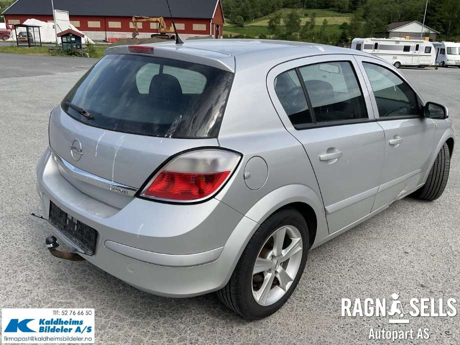 Opel Astra H 2004-2009 , Motorkode: , Girkassekode: M26