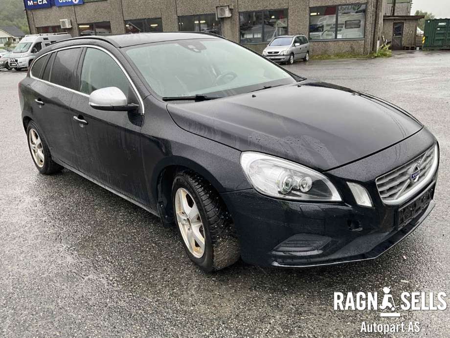 Volvo V60 2010-2013 (Type I, Fase 1) , Motorkode: D5204T3, Girkassekode: M66