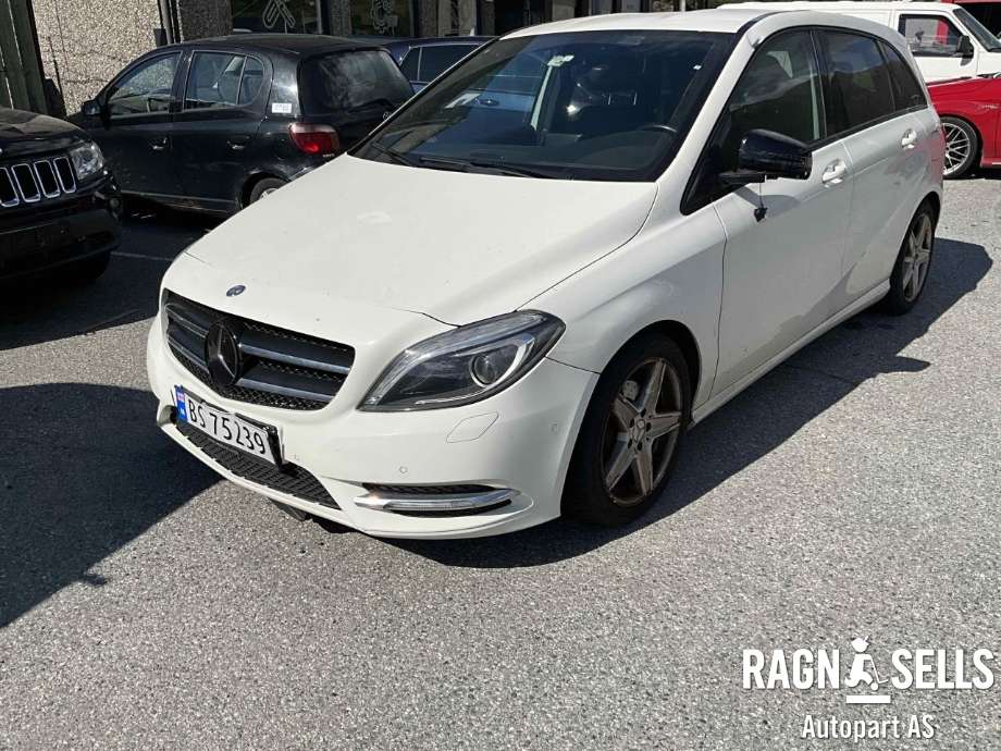 Mercedes B-Klasse 2011-2018 (W246) (W246), Motorkode: 270910, Girkassekode: 711643