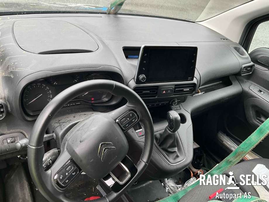 Citroën Berlingo 2019-->> (Type III) , Motorkode: YH01, Girkassekode: 16 230 929 80