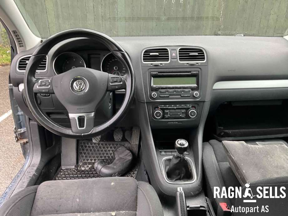 VW Golf VI 2008-2012 , Motorkode: CBA, Girkassekode: KRM