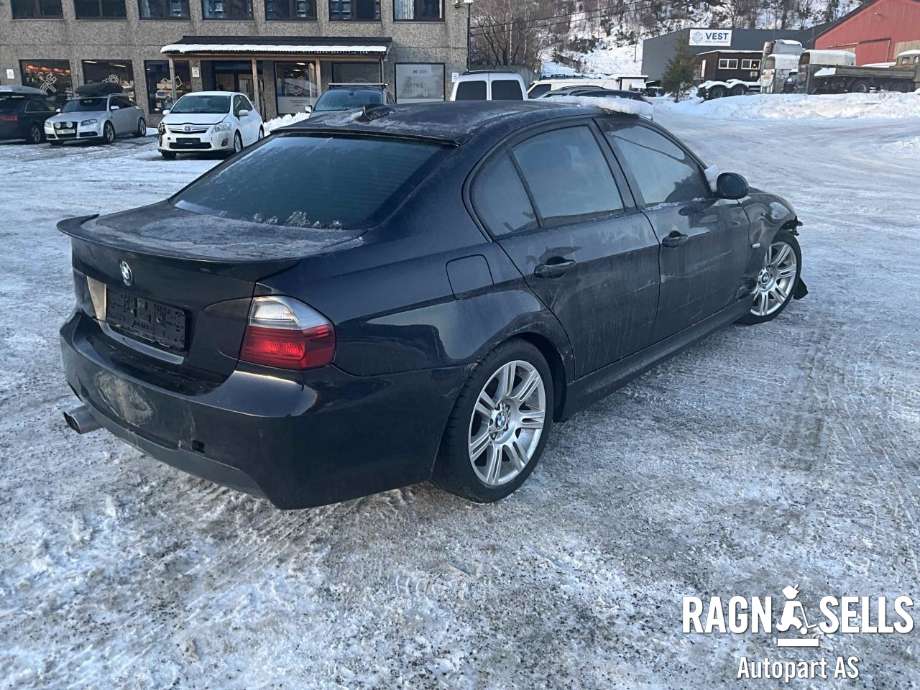 BMW 3-Serie 2005-2011 (E90/E91/E92/E93) (E90/E91/E92/E93), Motorkode: 204D4, Girkassekode: 24 00 7 556 047