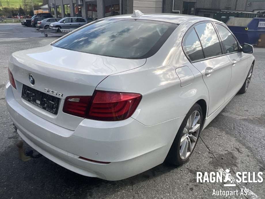 BMW 5-Serie 2010-2017 (F10/F11) (F10/F11), Motorkode: , Girkassekode: 
