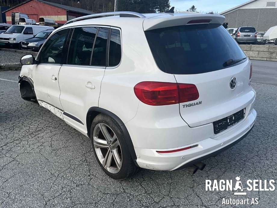 VW Tiguan 2011-2016 (Type I, Fase 2) , Motorkode: CFF, Girkassekode: NYD