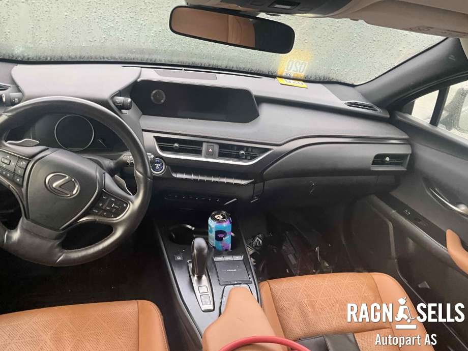 Lexus UX 2018-->> , Motorkode: 4KM, Girkassekode: 3060076010