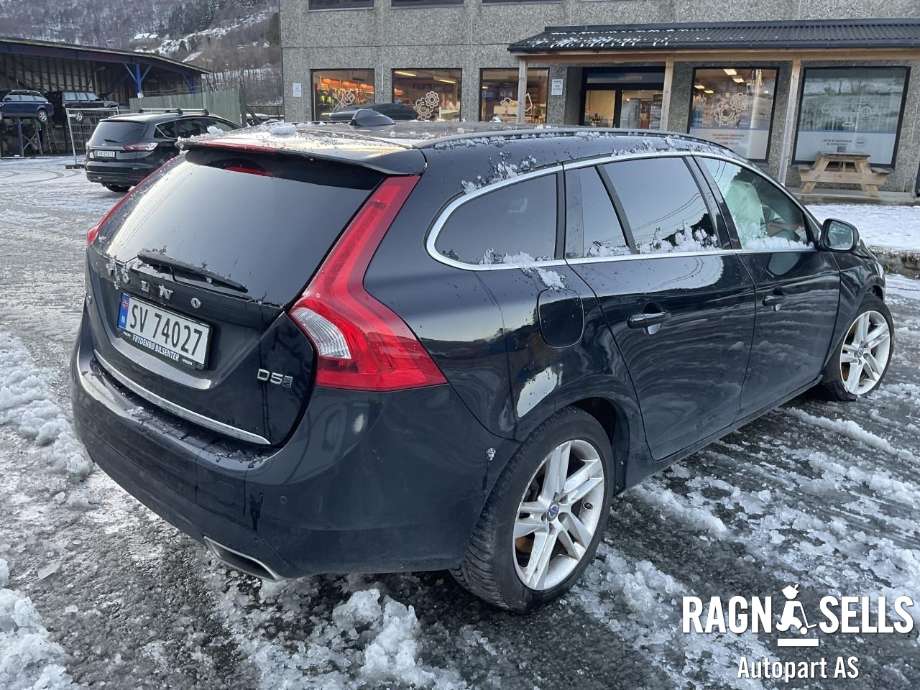 Volvo V60/V60 CC 2013-2018 (Type I, Fase 2) , Motorkode: D5244T17|VOLVO E1, Girkassekode: 