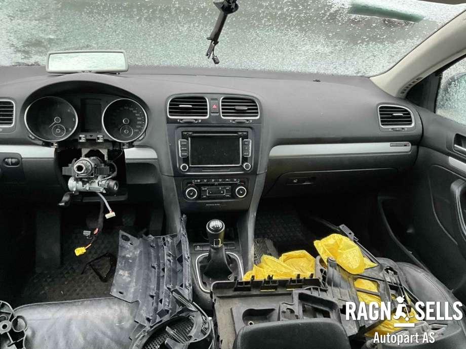 VW Golf VI 2008-2012 , Motorkode: CAY, Girkassekode: NFQ
