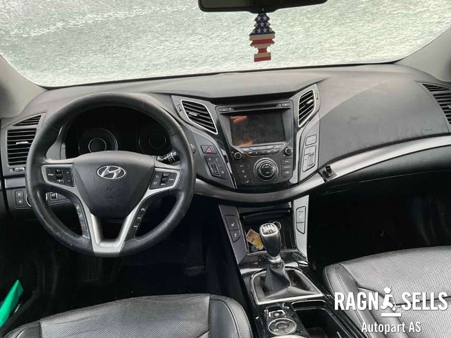 Hyundai i40 2012-2017 , Motorkode: D4FD, Girkassekode: 