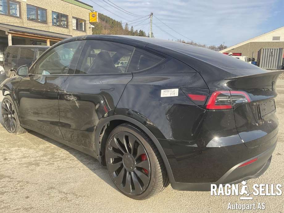Tesla Model Y 2021-2024 (Type I) , Motorkode: 3D3|4D1, Girkassekode: 