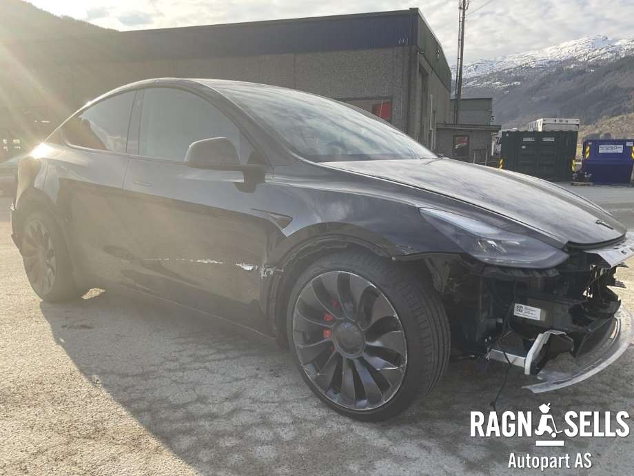 Tesla Model Y 2021-2024 (Type I) , Motorkode: 3D3|4D1, Girkassekode: 