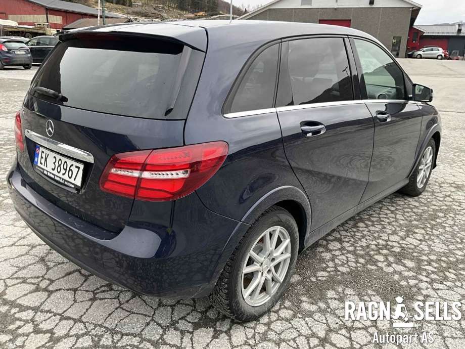 Mercedes B-Klasse, electric drive 2014-2018 (W242) (W242), Motorkode: EM0004, Girkassekode: 