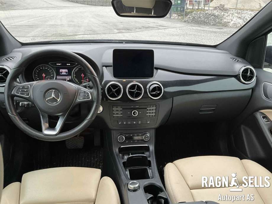 Mercedes B-Klasse, electric drive 2014-2018 (W242) (W242), Motorkode: EM0004, Girkassekode: 
